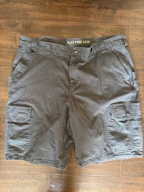 Duluth Trading Co Flex Fire Hose Cargo Shorts - blue gray